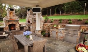 Outdoor Kitchen